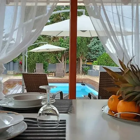 Local Paradise Xilokastro דירה *