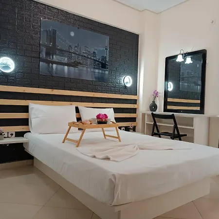 Local Paradise Xilokastro דירה *