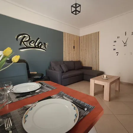 Local Paradise Xilokastro Apartment *