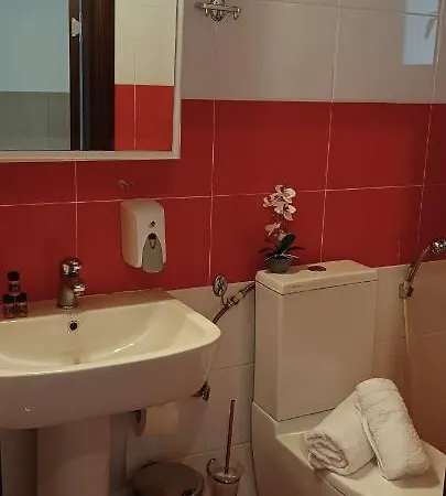 Local Paradise Xilokastro דירה *