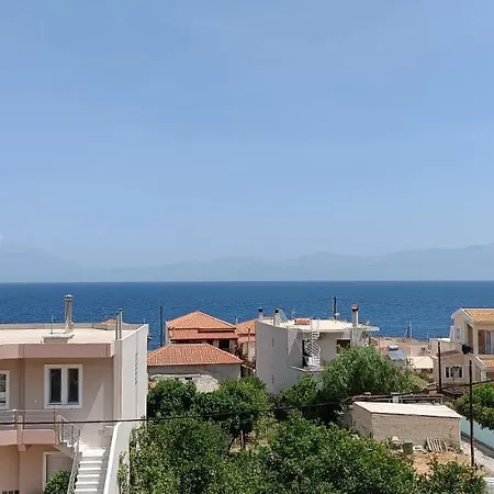 Local Paradise Xilokastro Apartment