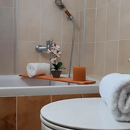 Local Paradise Xilokastro * Xylokastro