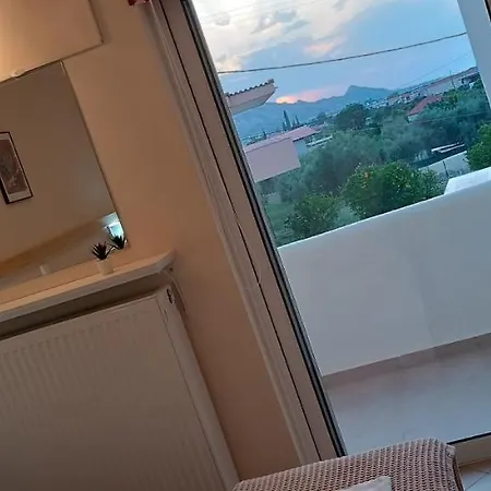 Local Paradise Xilokastro *