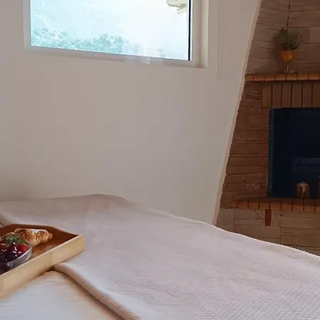 Local Paradise Xilokastro * Xylokastro