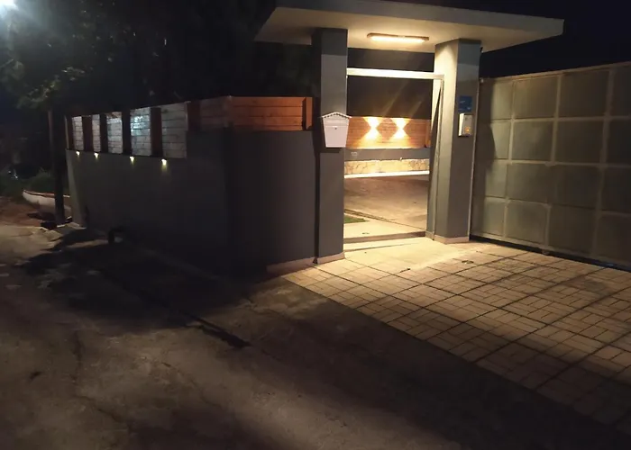 Local Paradise Xilokastro *