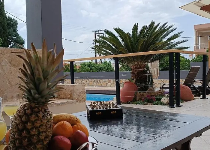 Local Paradise Xilokastro